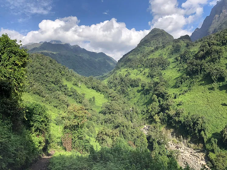 טרק ברכס הרוונזורי, אוגנדה